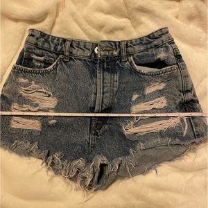 High waisted ripped jean shorts